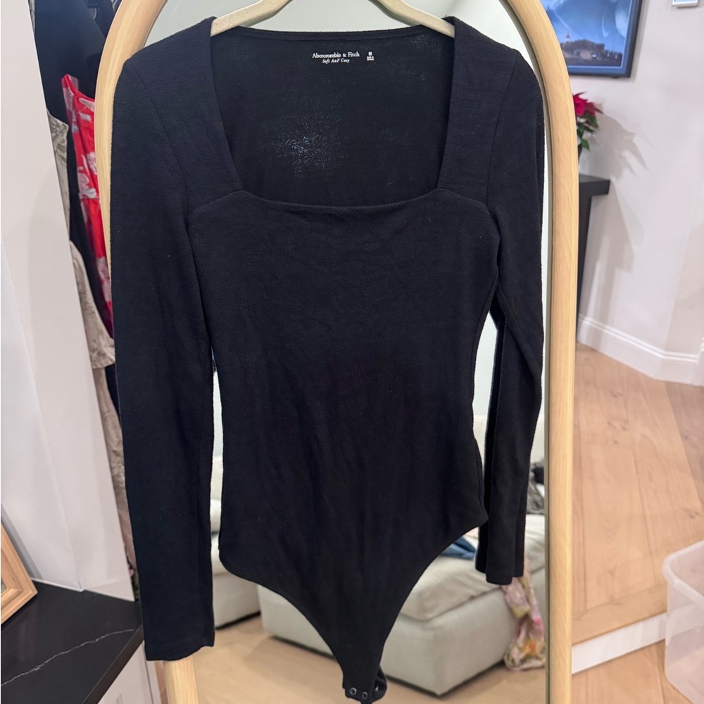 Abercrombie & Fitch Black Long-Sleeve Square Neck Bodysuit